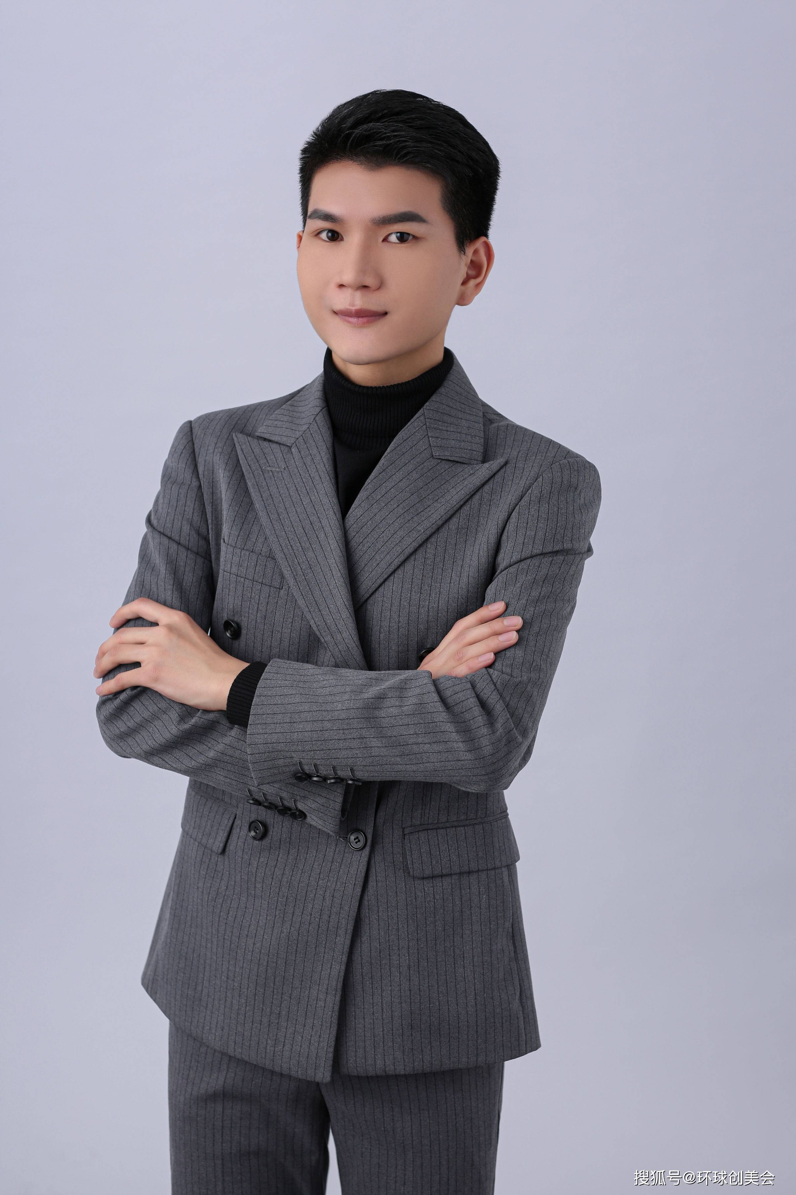 周洪 项目运营总监